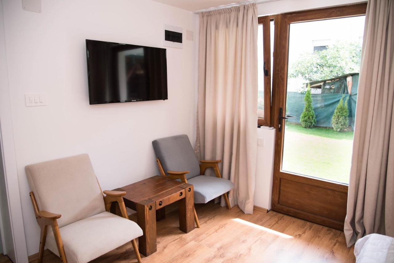 Guest House La Baja Ohrid Bagian luar foto